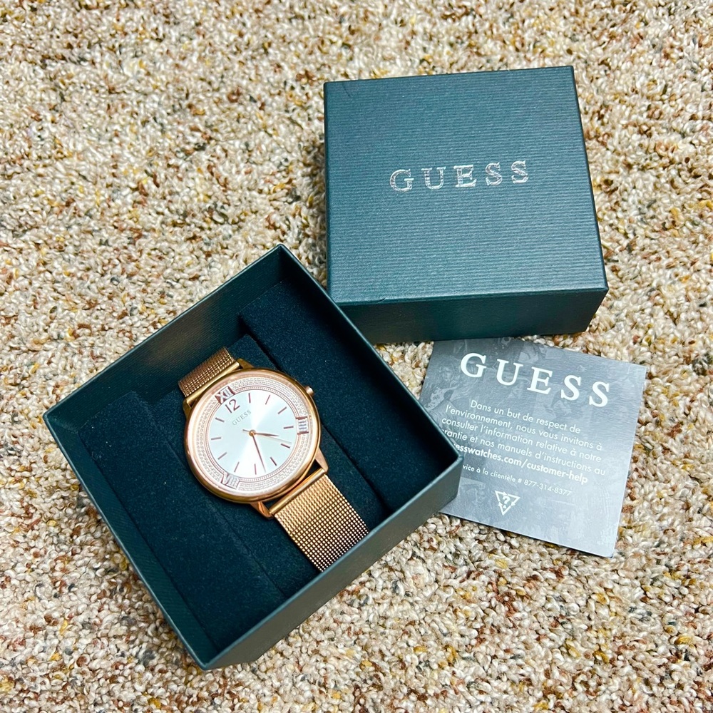 Bronze gold Guess watch, bracelet